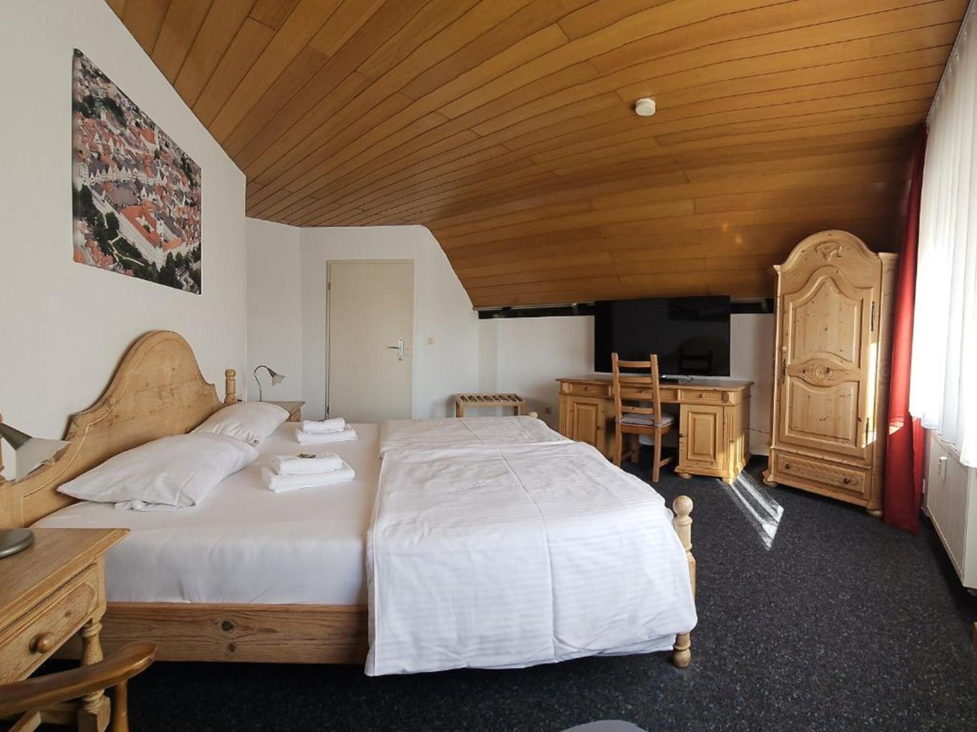 Hotel Hirsch Günzburg Екстериор снимка