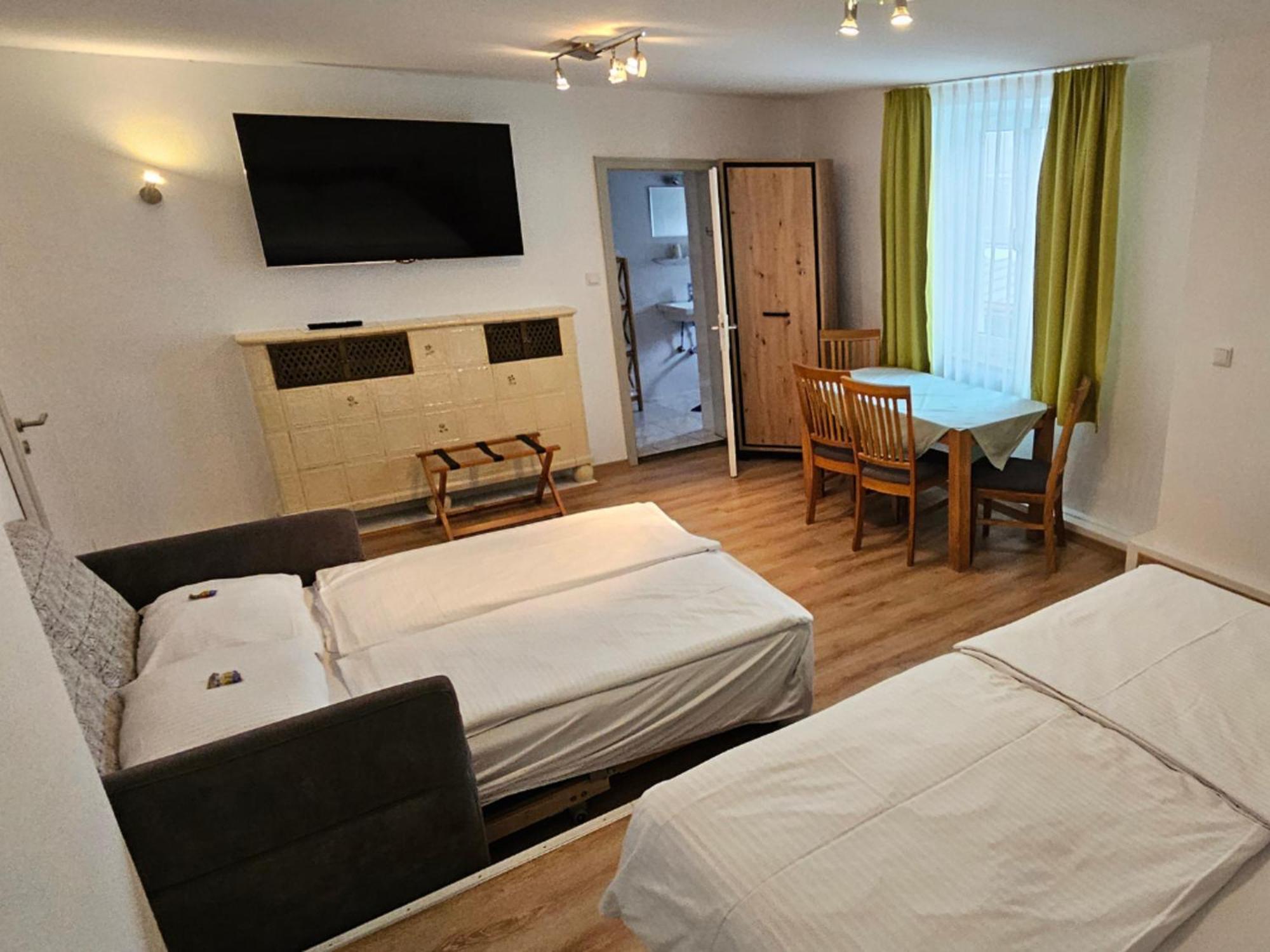 Hotel Hirsch Günzburg Екстериор снимка